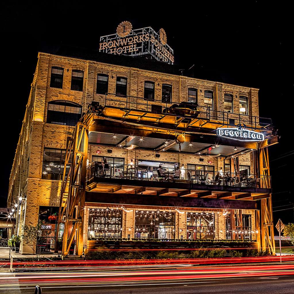 Ironworks Hotel Indy - photo 23