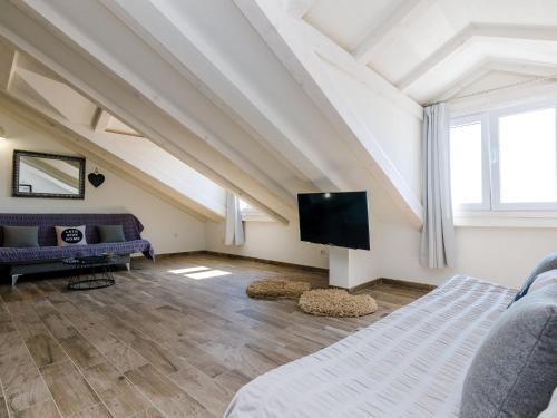 Apartments Life Two Bedroom Apartment with Balcony and Sea View