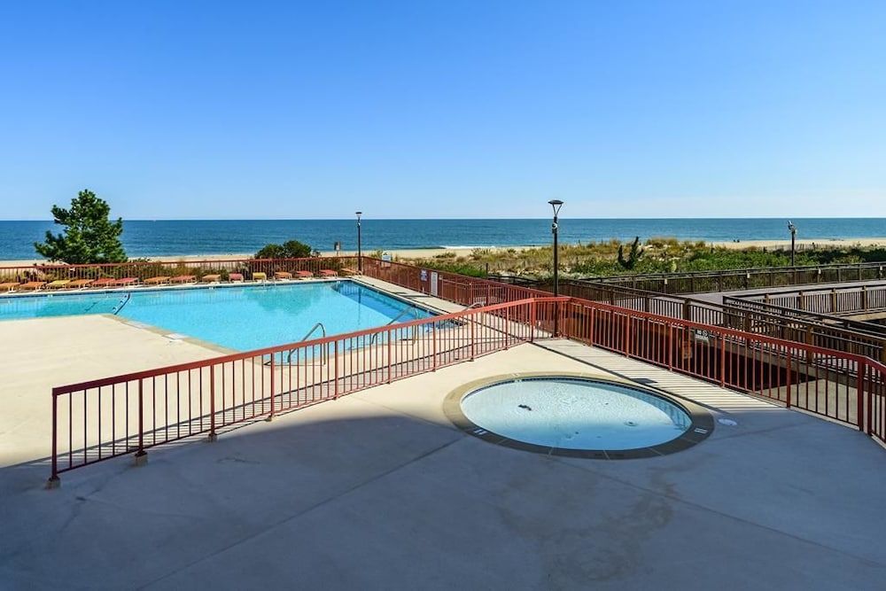 Fountainhead Towers - photo 19