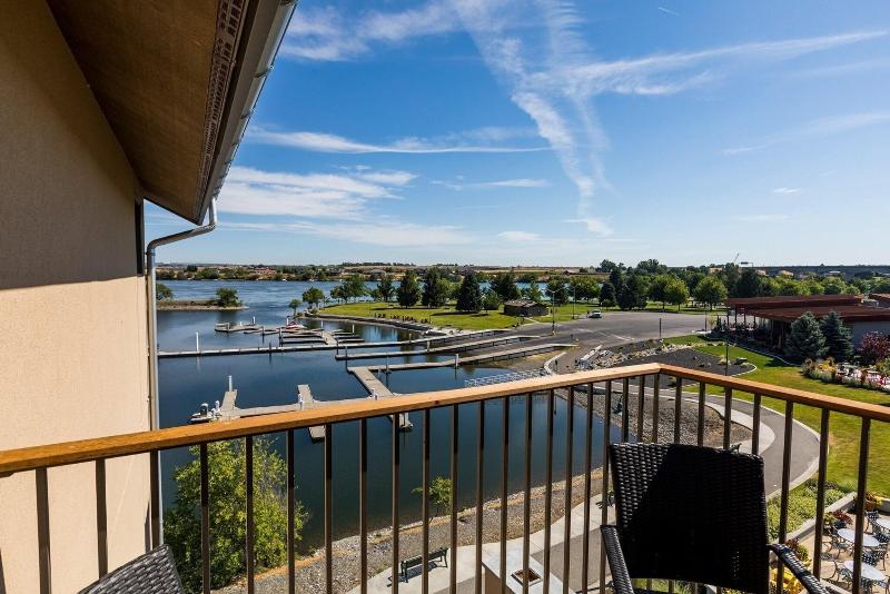 The Lodge at Columbia Point - photo 73