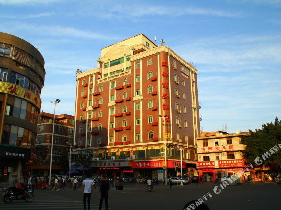 Fengdu Business Hotel in Shishi, People's Republic of China
