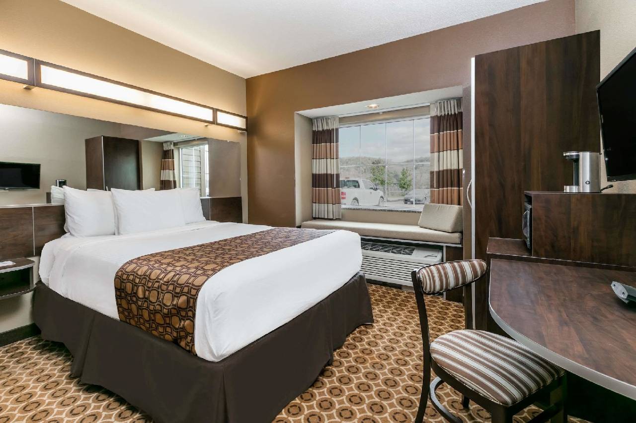 Sleep Inn & Suites - photo 21