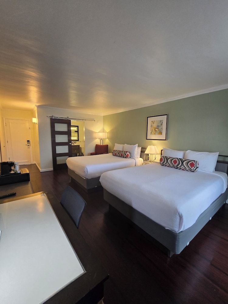 Marina Village Inn — hotel in Alameda