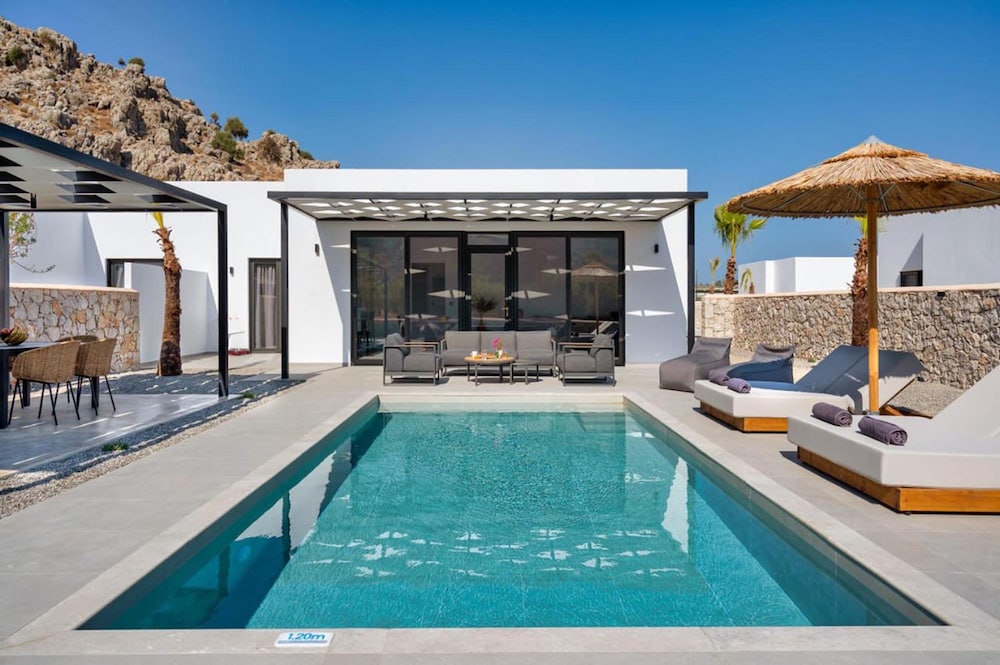 Villa 10 Hozan in Kolympia — 4-Star Luxury Hotel in Rodos, Greece