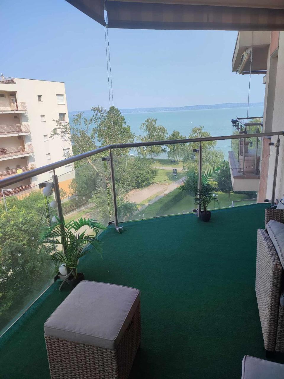 Galerius Luxus Apartman Siófok — 4-Star Luxury Hotel in Siofok, Hungary
