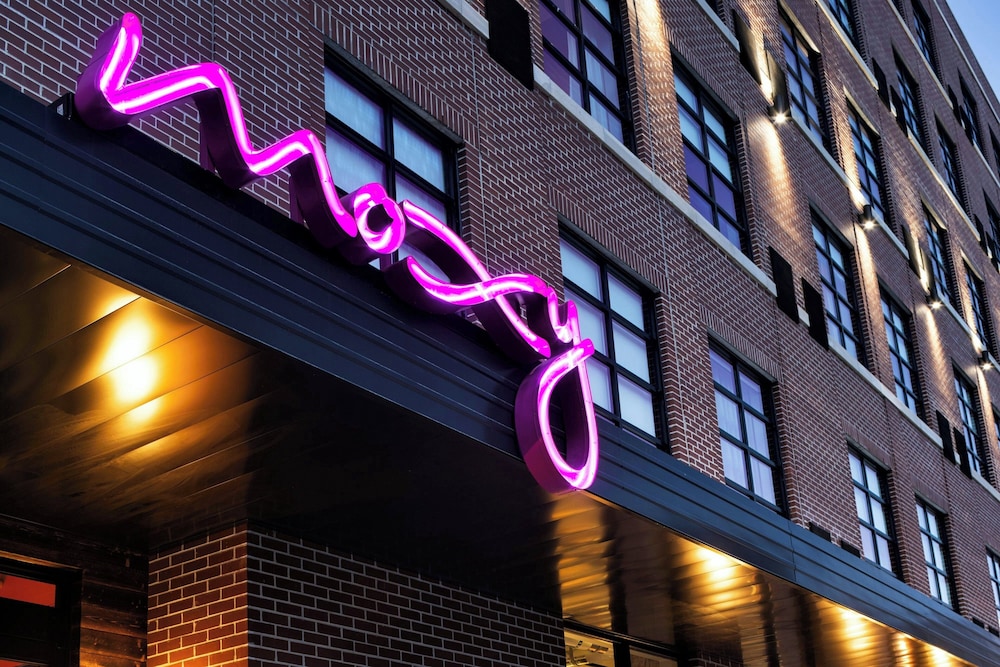 Moxy Omaha Downtown - photo 34