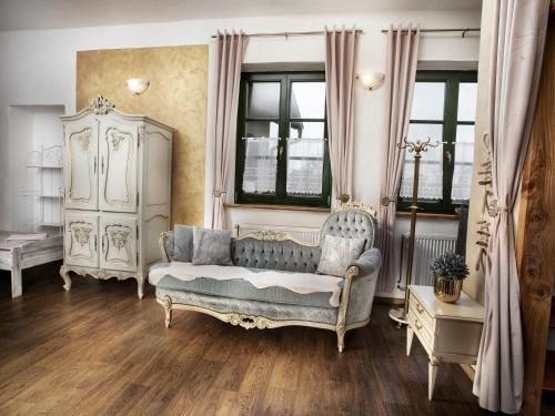 Lichtenstein LVA Apartmán — 4-Star Luxury Hotel in Breclav, Czech Republic