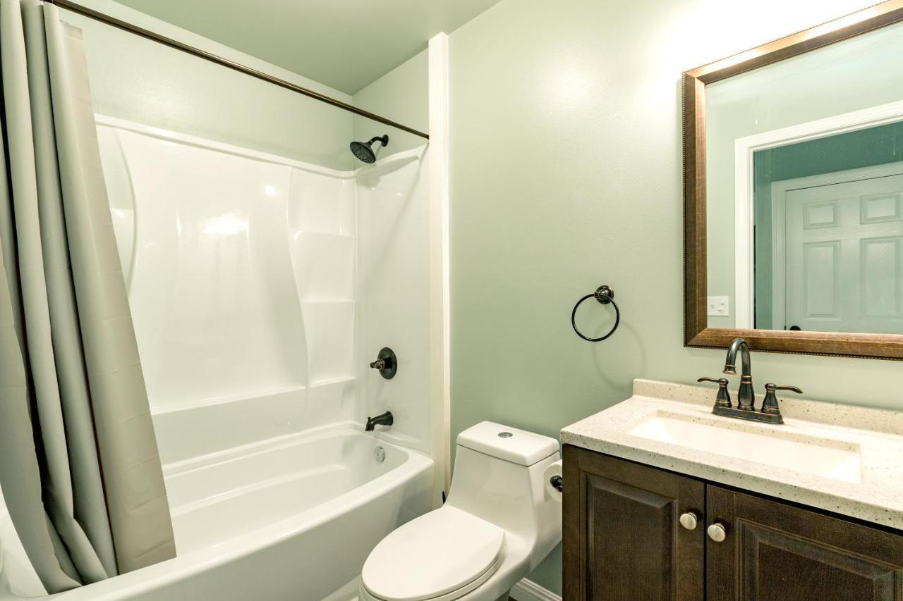 Ocean Breeze Inn - photo 19