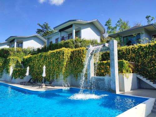 Khaolak Blue Sky Villa — 5-Star Luxury Hotel in Ban Khao Lak, Thailand