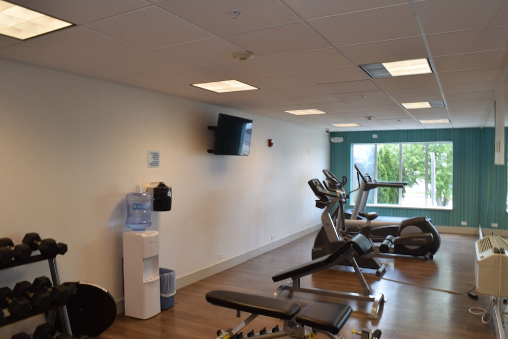 Holiday Inn Express Hotel & Suites Sparta by IHG - photo 33