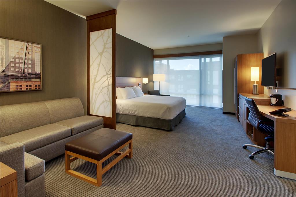 Hyatt Place Milwaukee Downtown - photo 42