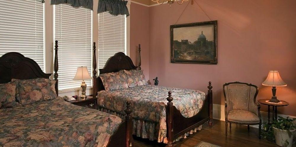 Avenue Inn Bed and Breakfast - photo 16
