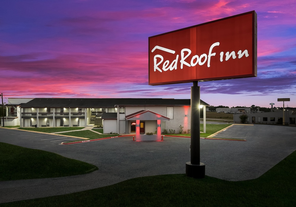 Red Roof Inn Madisonville - photo 24