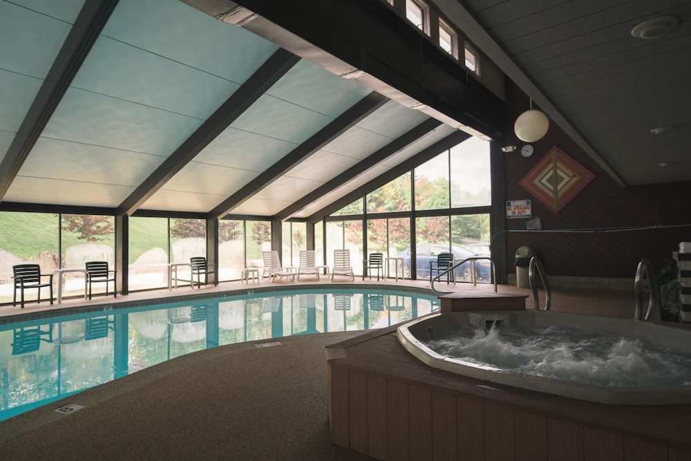 Town and Country Inn & Resort - photo 31