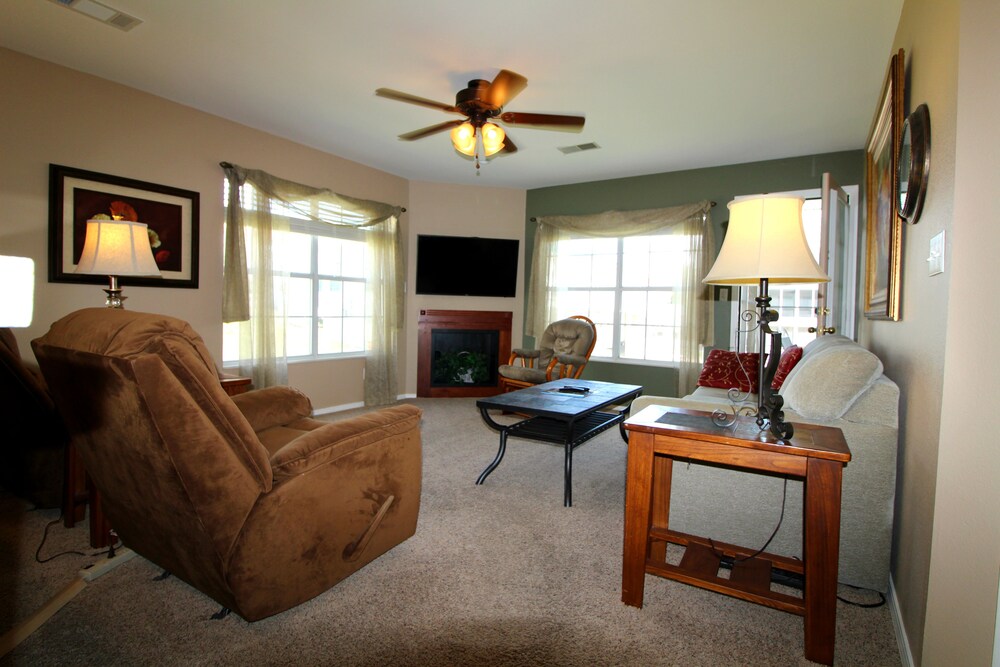 Brook Poolside Walk In Meadow Brook - photo 20