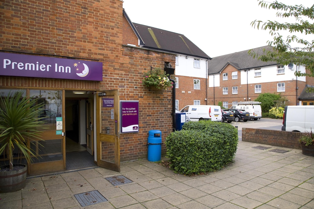 Premier Inn London Harrow in Kenton, United Kingdom