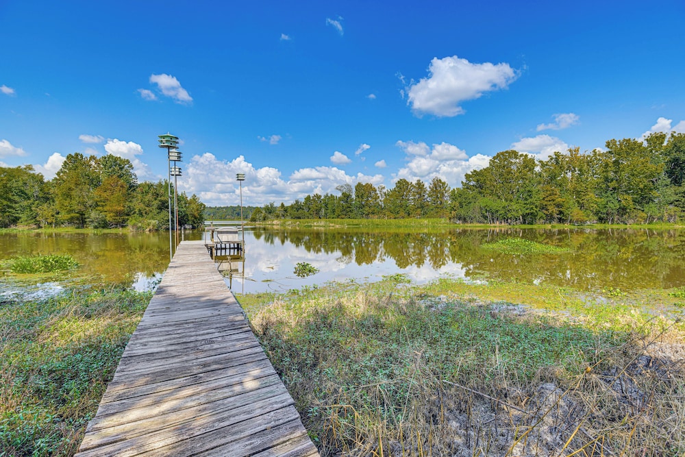 Alabama River Retreat Dock Fire Pit Grill — Camden — photo 2
