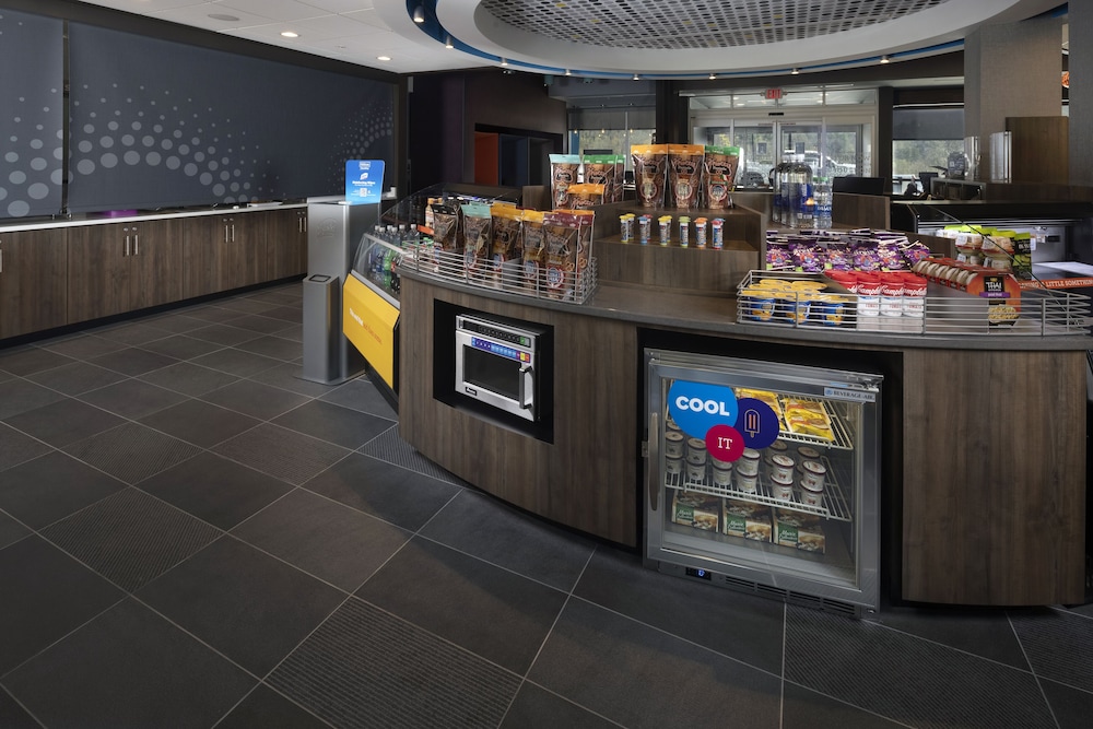 Tru by Hilton Asheville Blue Ridge Parkway - photo 63