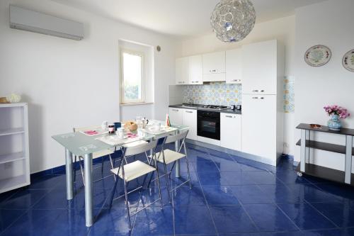 Appartamento Baia Marina MyHo Casa — 4-Star Luxury Hotel in Vasto, Italy