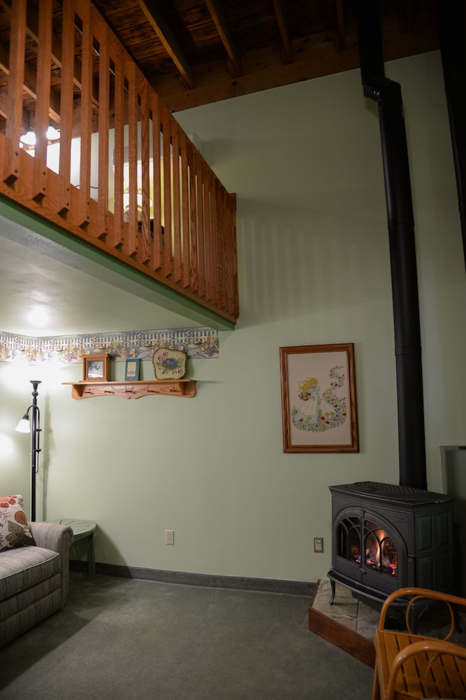 Stone Mill Hotel & Suites - photo 76