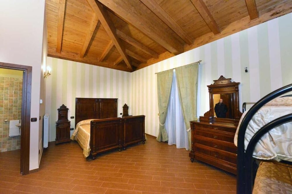 Casas El Castanedu — Llanes