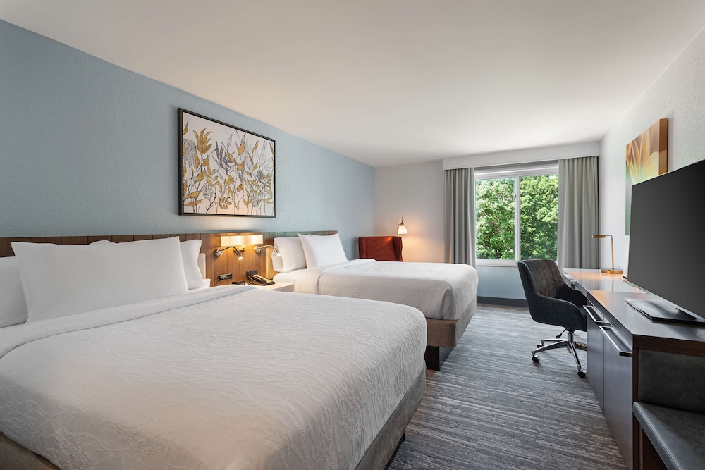 Hilton Garden Inn Melville - photo 17
