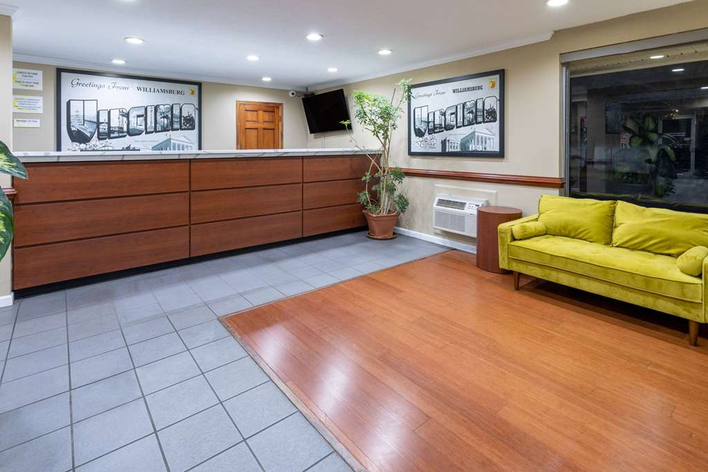 Super 8 by Wyndham Williamsburg Historic Area - photo 5