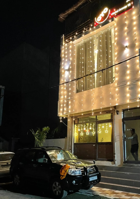 Hotel Arrow 19 in Bareilly, India