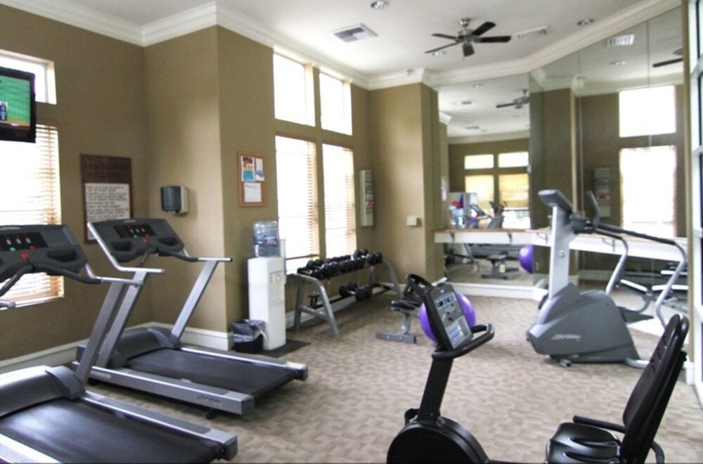 Global Luxury Suites in Cupertino - photo 26