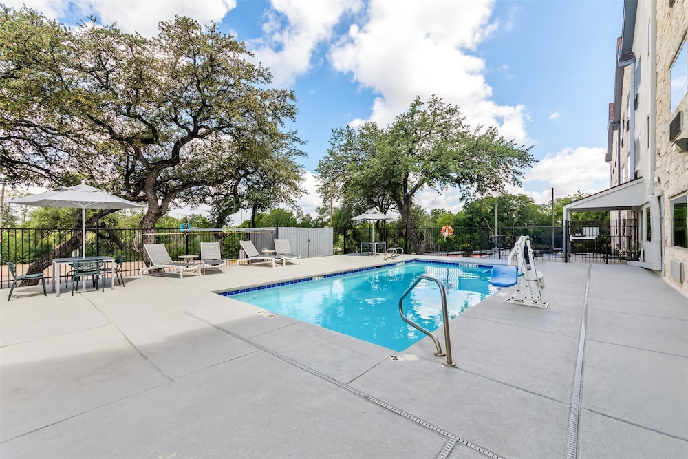 Spark by Hilton Round Rock - photo 33