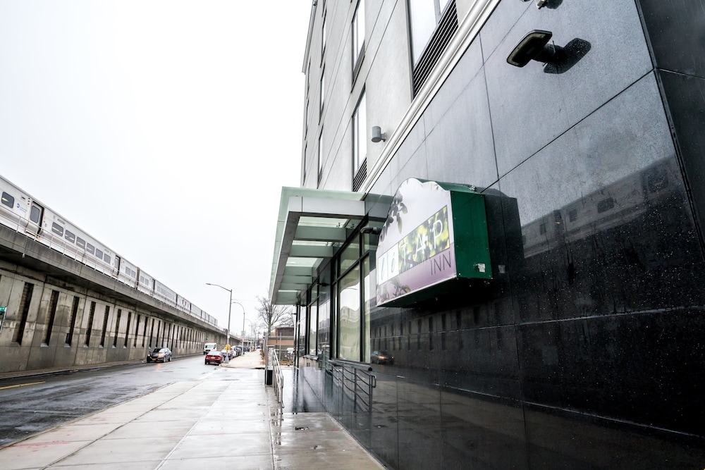 LeTap Hotel near AirTrain JFK Airport - photo 42