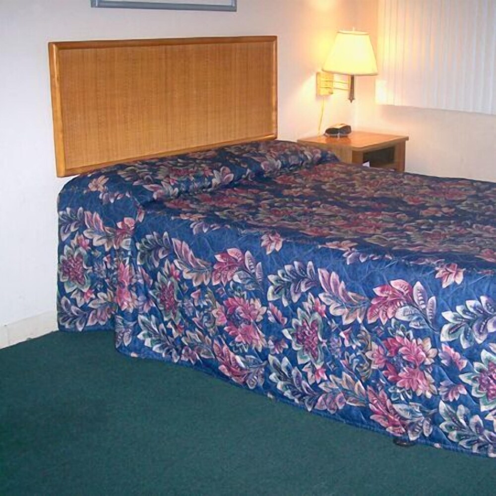 Grand View Motel Beaver Dam - photo 6