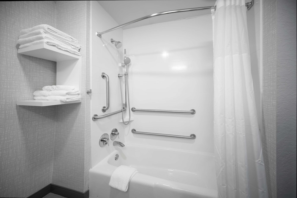 Hampton Inn Egg Harbor Township Atlantic City - photo 15
