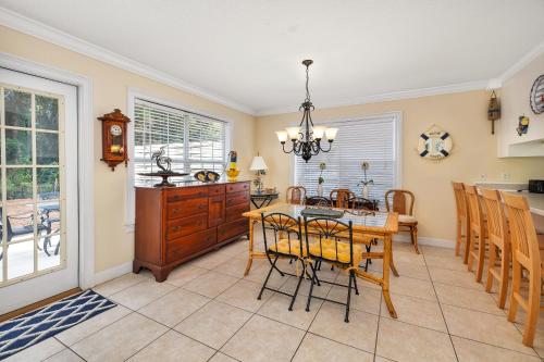 162 Toluca Lane - photo 8
