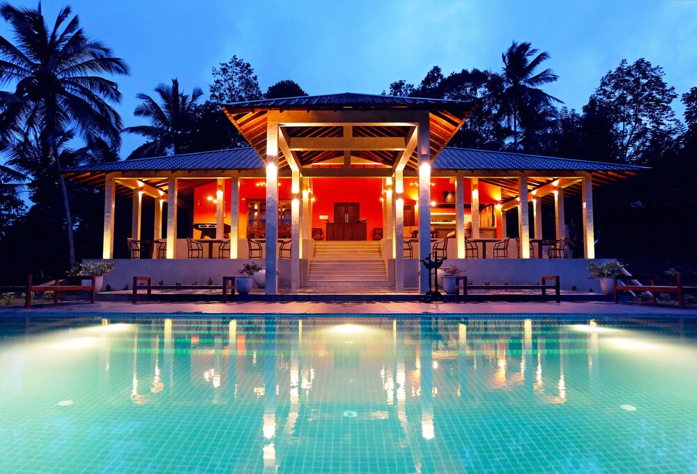 Aarunya Nature Resort & Spa — 5-Star Luxury Hotel in Kandy, Sri Lanka
