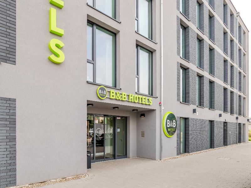 B&B Hotel Offenburg Hbf - carbon neutral hotel in Offenburg