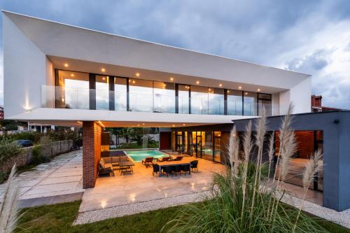Villa Grande Arche Istria — 4-Star Luxury Hotel in Liznjan, Croatia