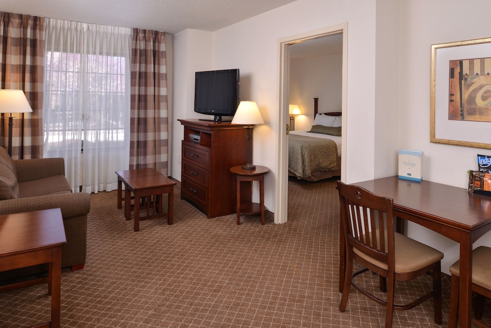 Staybridge Suites Indianapolis Airport by IHG - photo 19