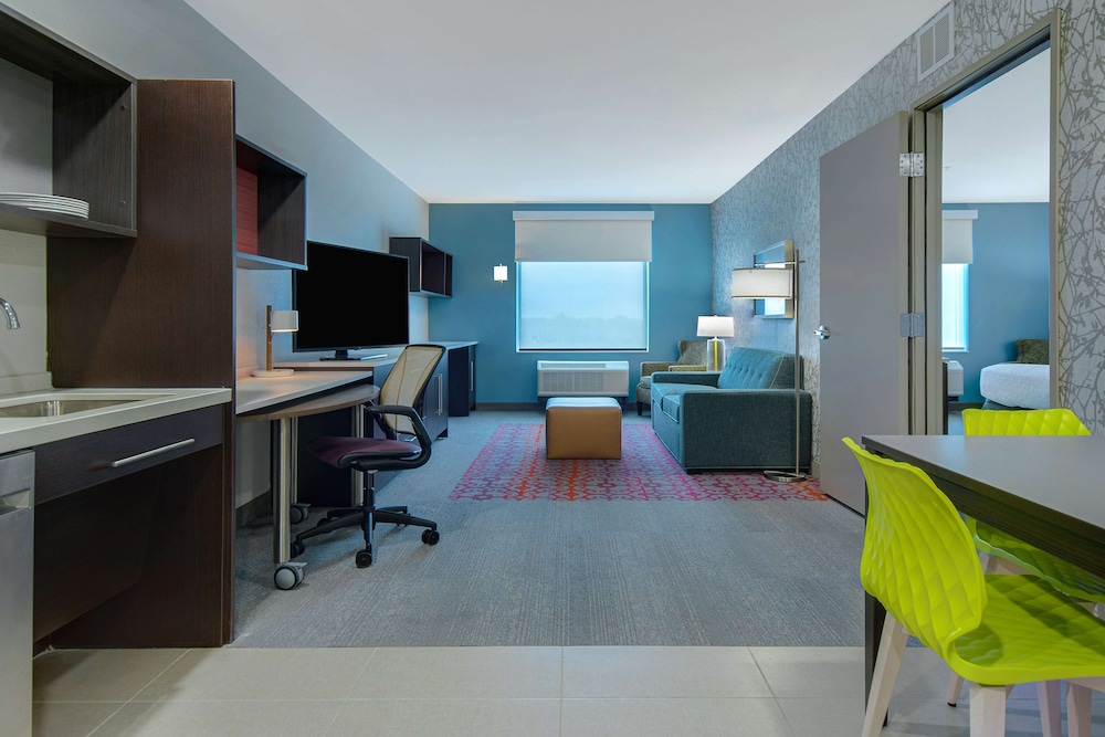Home2 Suites by Hilton Grand Rapids Airport - photo 19