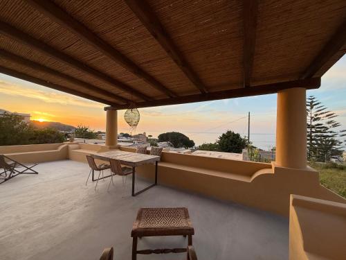 La Casuzza Garden And Terrace Sea View — Malfa