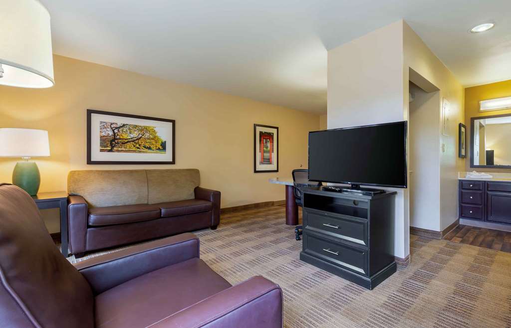 Extended Stay America Suites Columbia Northwest Harbison - photo 35
