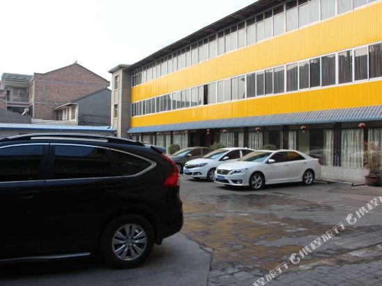 Shenghuo Hotel 12744212 — Pucheng