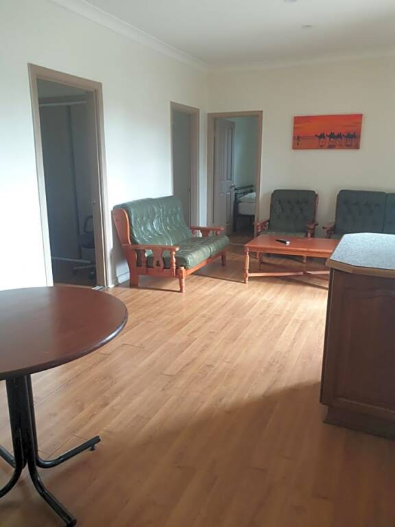 Newell Hwy Motel & Caravan Park — hotel in Parkes
