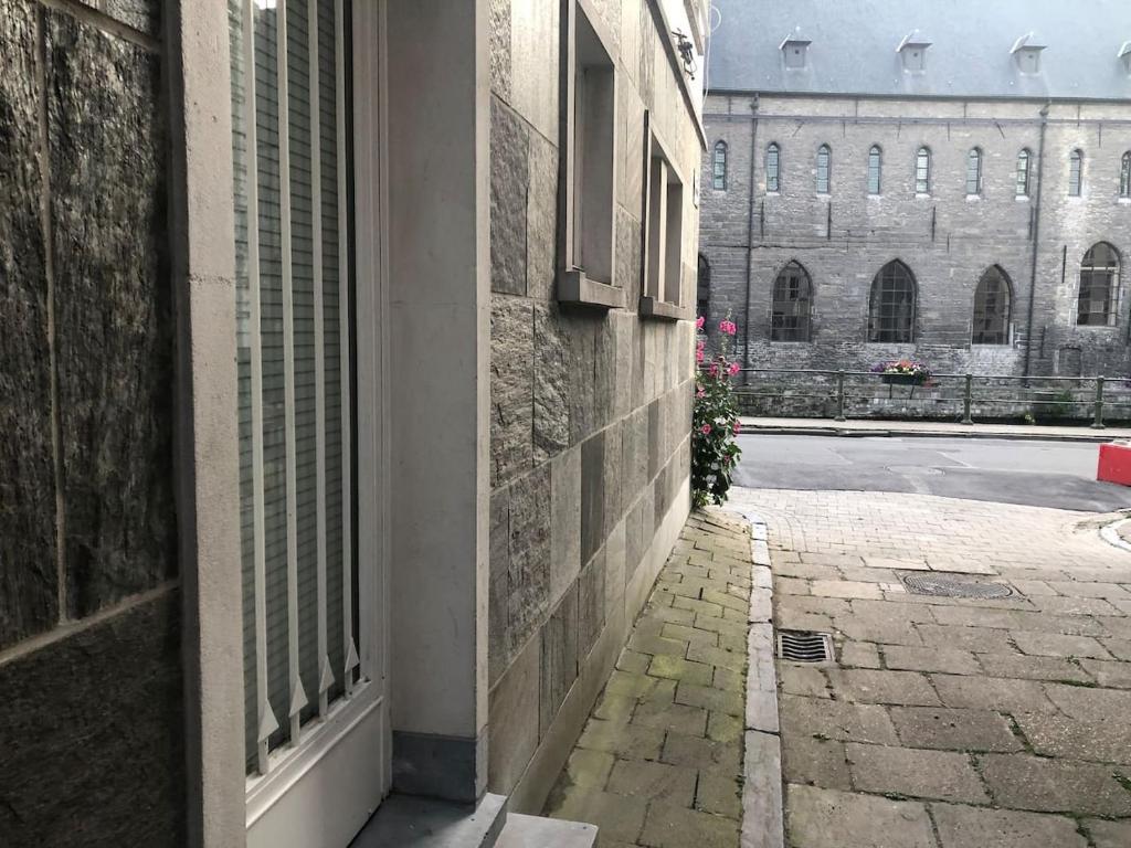 studio medieval city center at river de Leie — 4-Star Luxury Hotel in Gent, Belgium