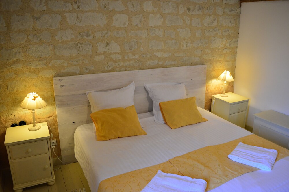 Le Clos de Saires Gîtes — Lencloitre — photo 3