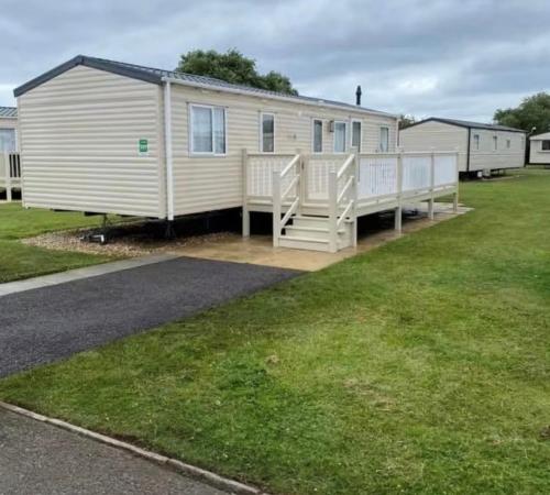 Cosy caravans 10 berth caravan on Butlins Skegness