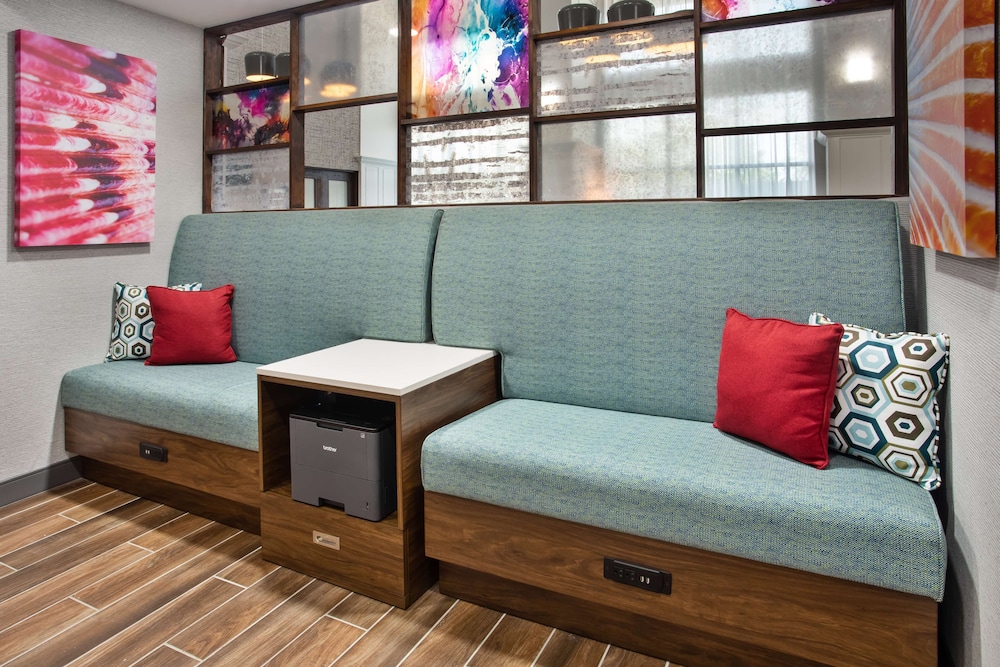 Hampton Inn & Suites Lady Lake The Villages - photo 43
