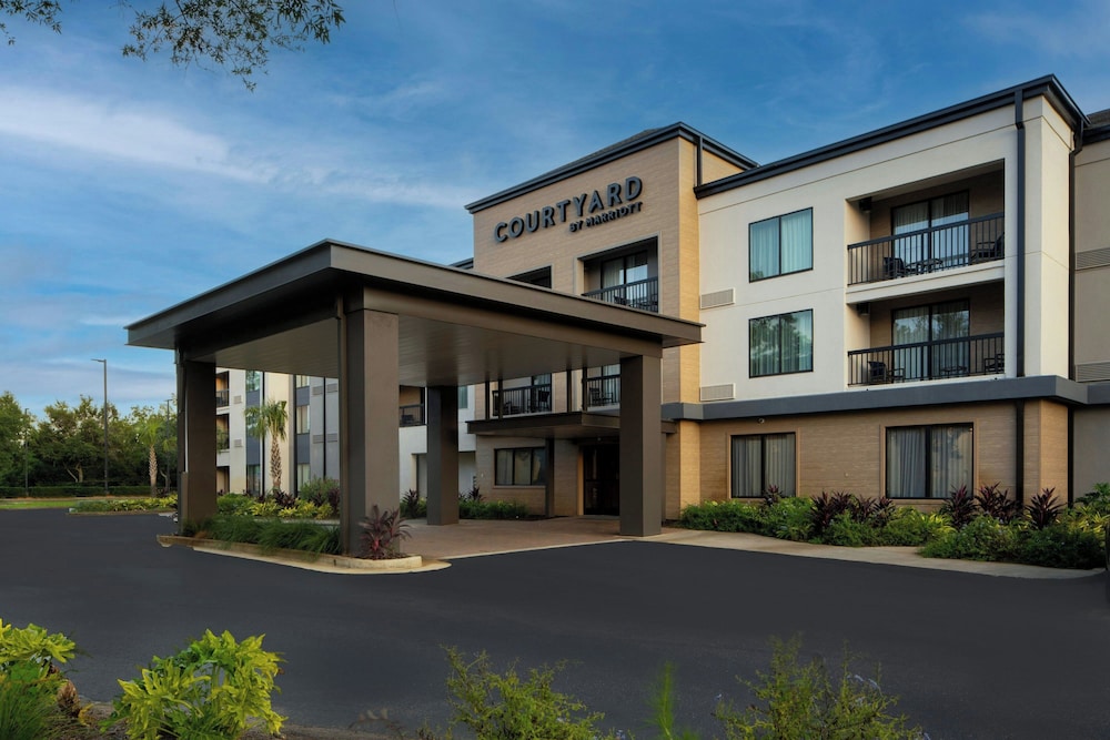 Courtyard by Marriott Gulf Shores Craft Farms - carbon neutral hotel in Gulf Shores