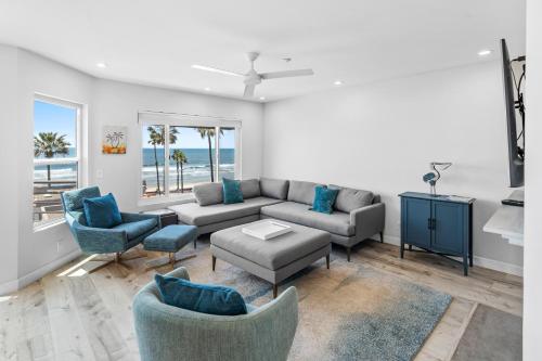 Pacific Sunset San Miguel 16 in Oceanside, United States