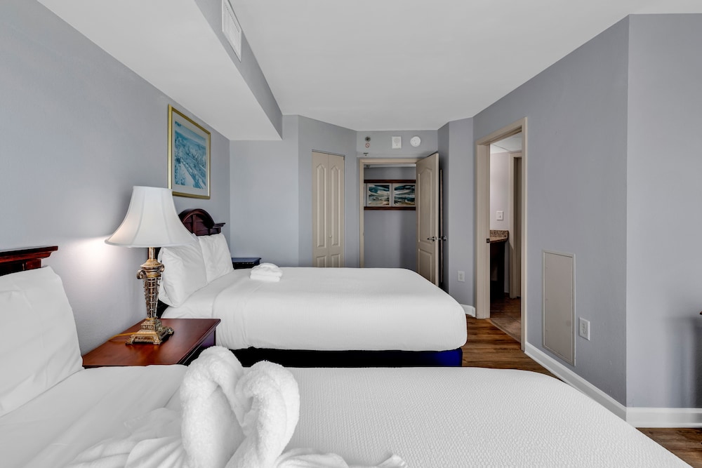 Carolinian Resort Stunning Condos - photo 68